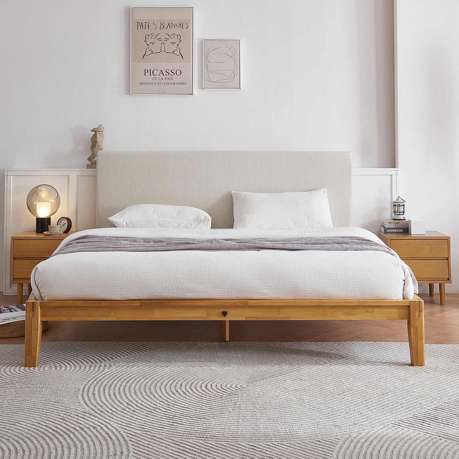 The Charm 2.0 Bed