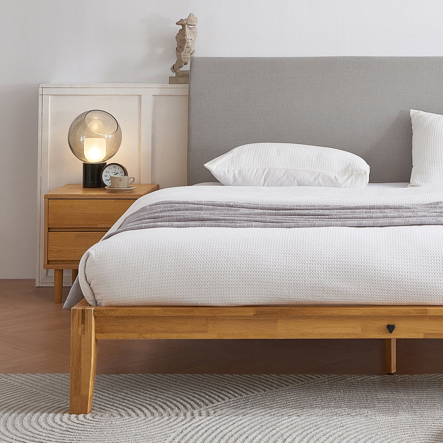 The Charm 2.0 Bed