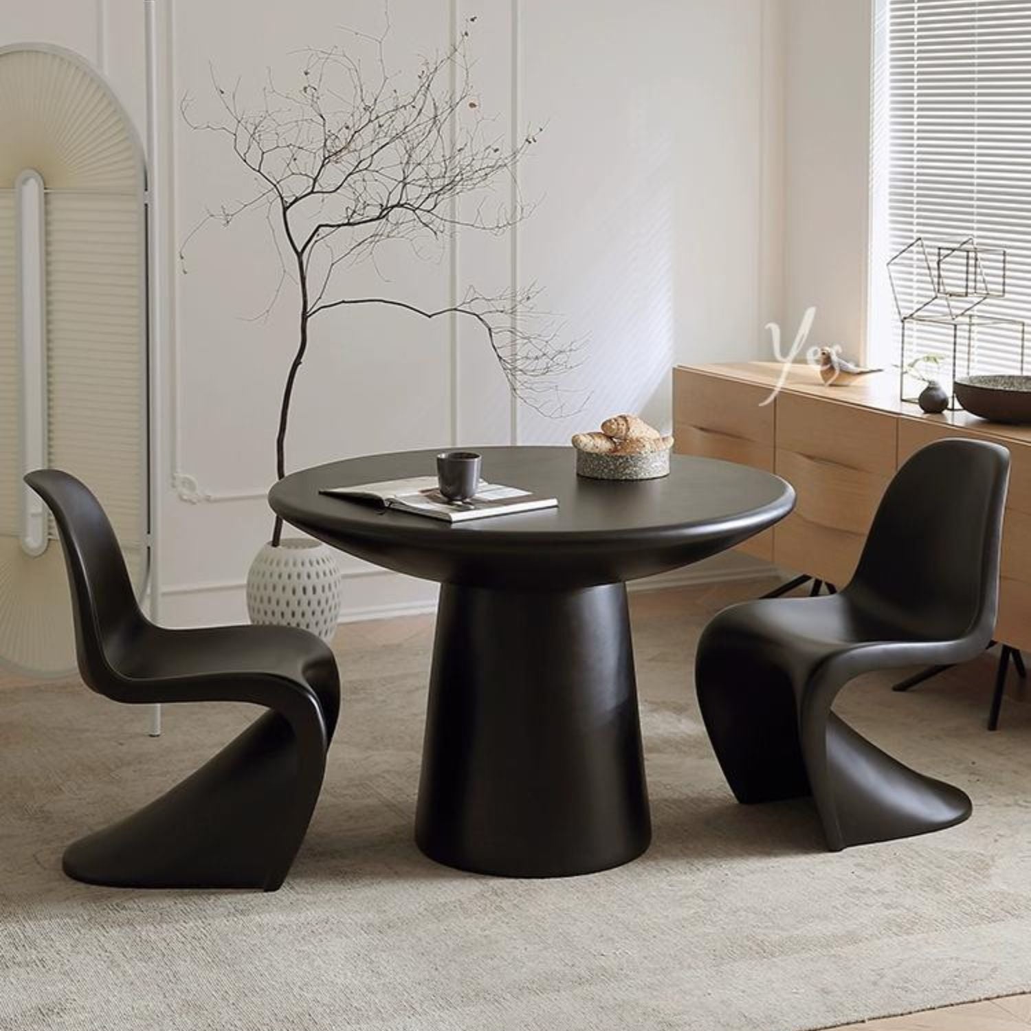 Cleo Dining Table