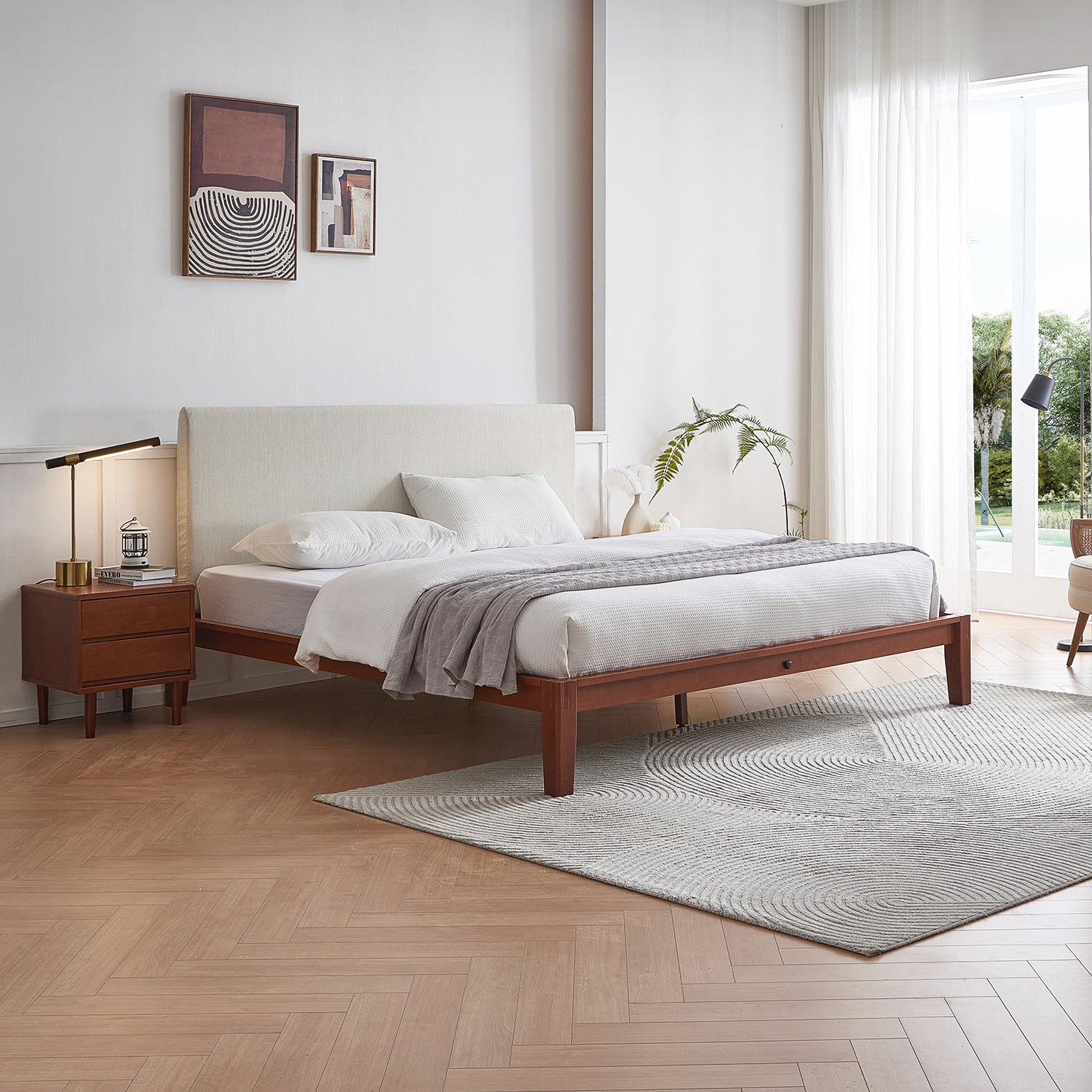 The Charm 2.0 Bed