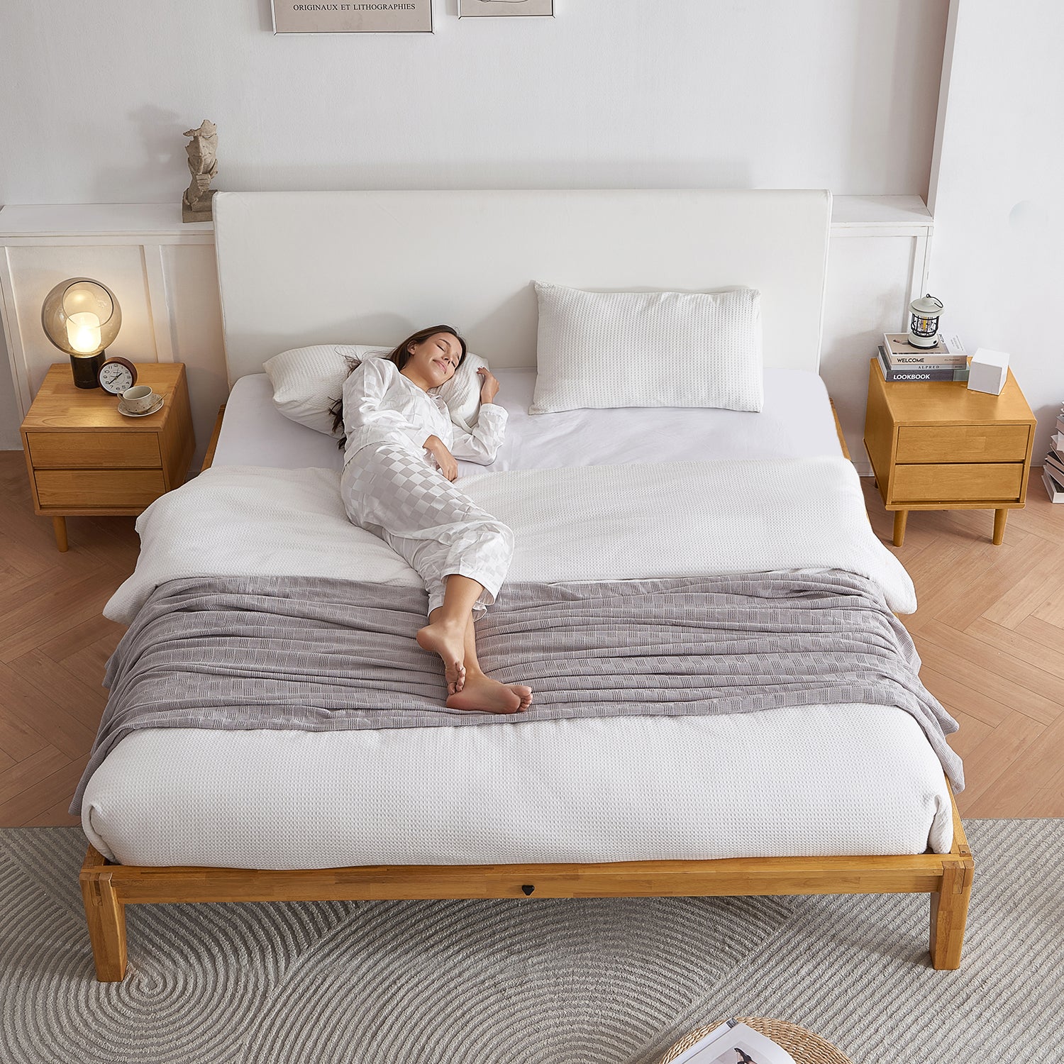 The Charm 2.0 Bed