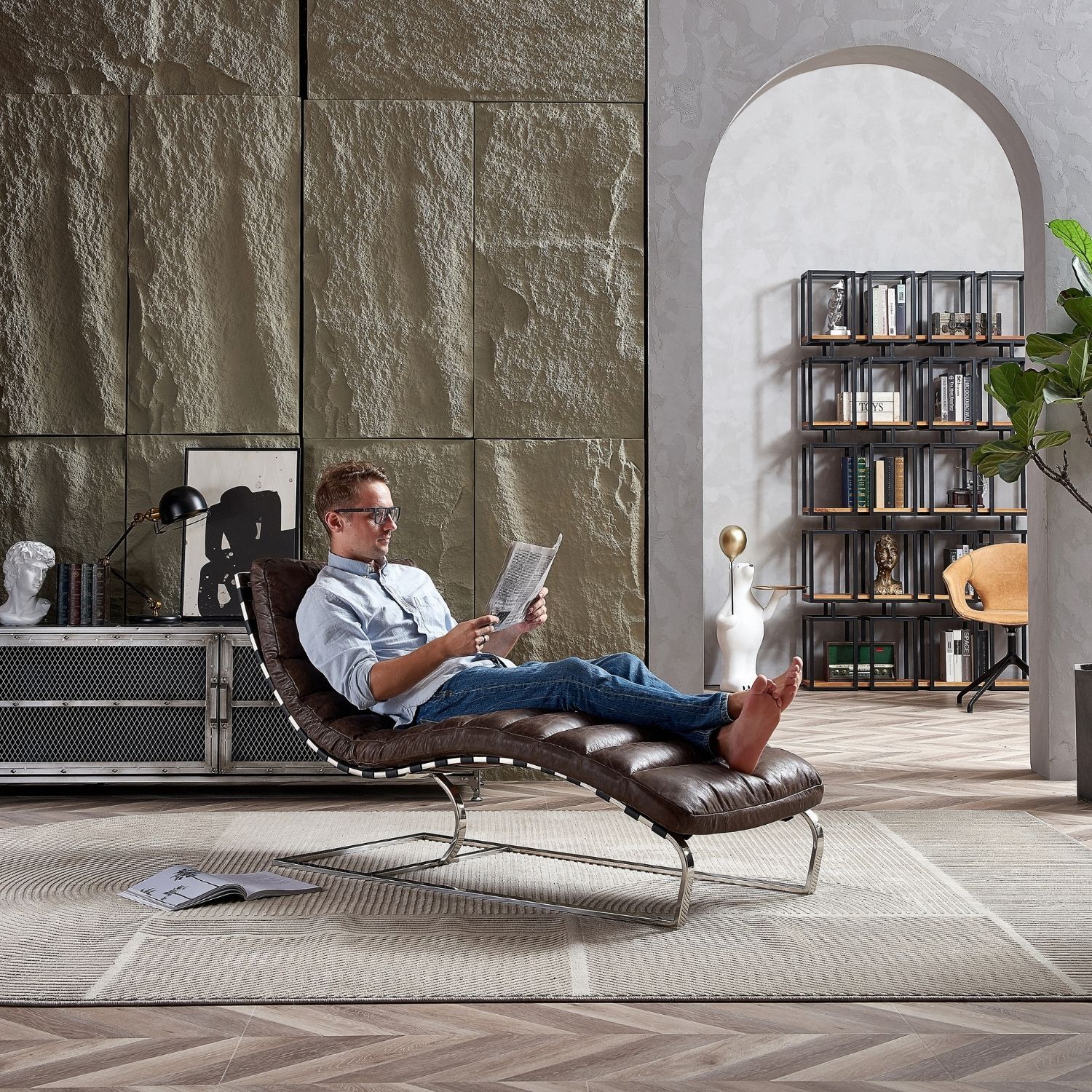 Elms Lounge Chair Chair Foundry