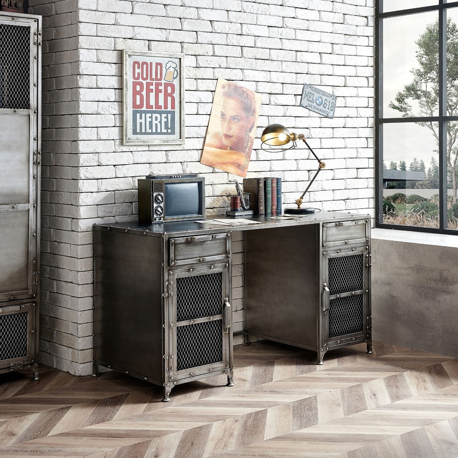 Bernz Desk Valyou Furniture