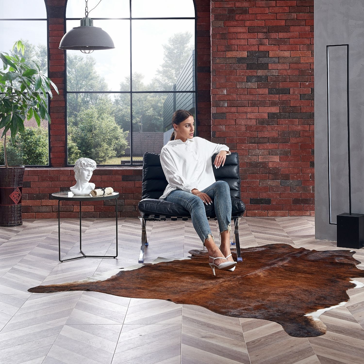 Elms Chair Accent Chair Foundry Vintage Black