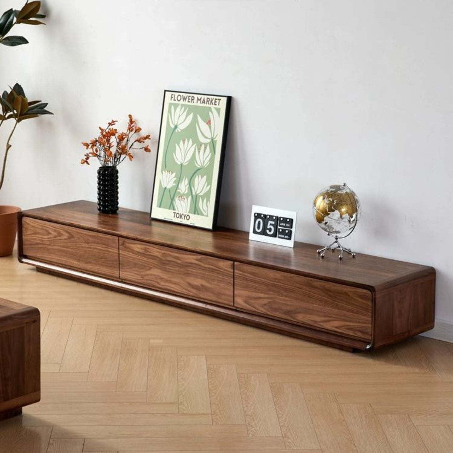 Amaya Living Room Set