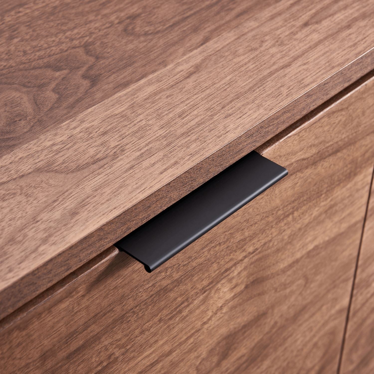 Valka Dresser - Valyou