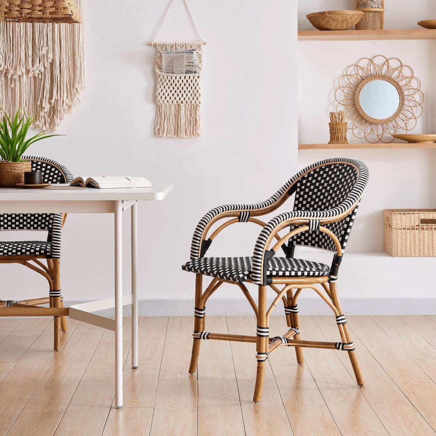 Lillyme Armchair - Valyou