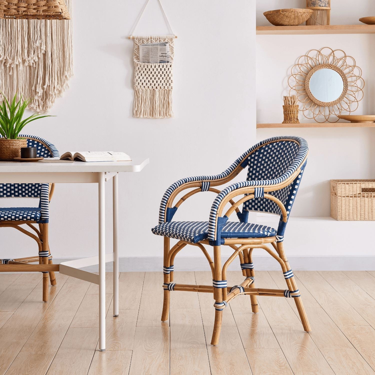 Lillyme Armchair - Valyou