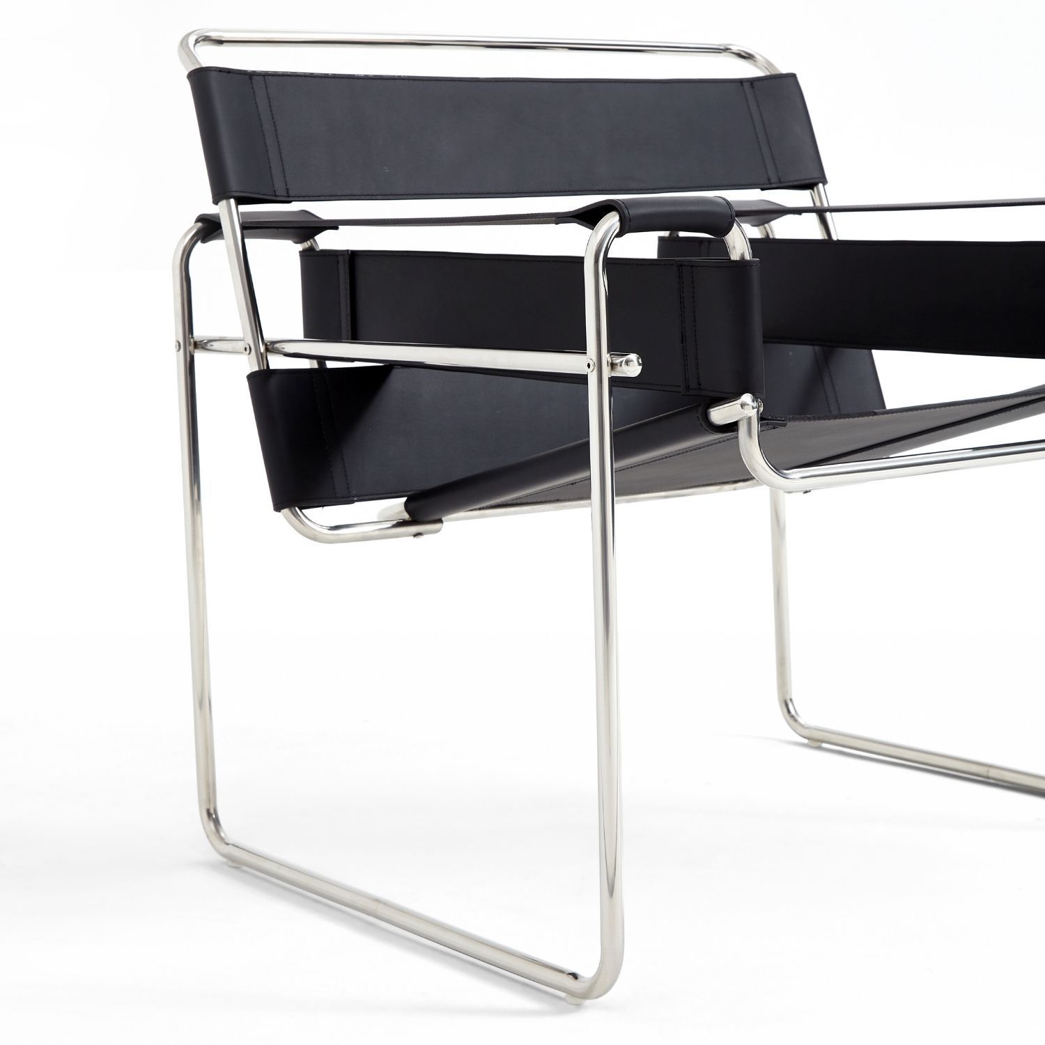 Walsly Chair Accent Chair Mario Capasa