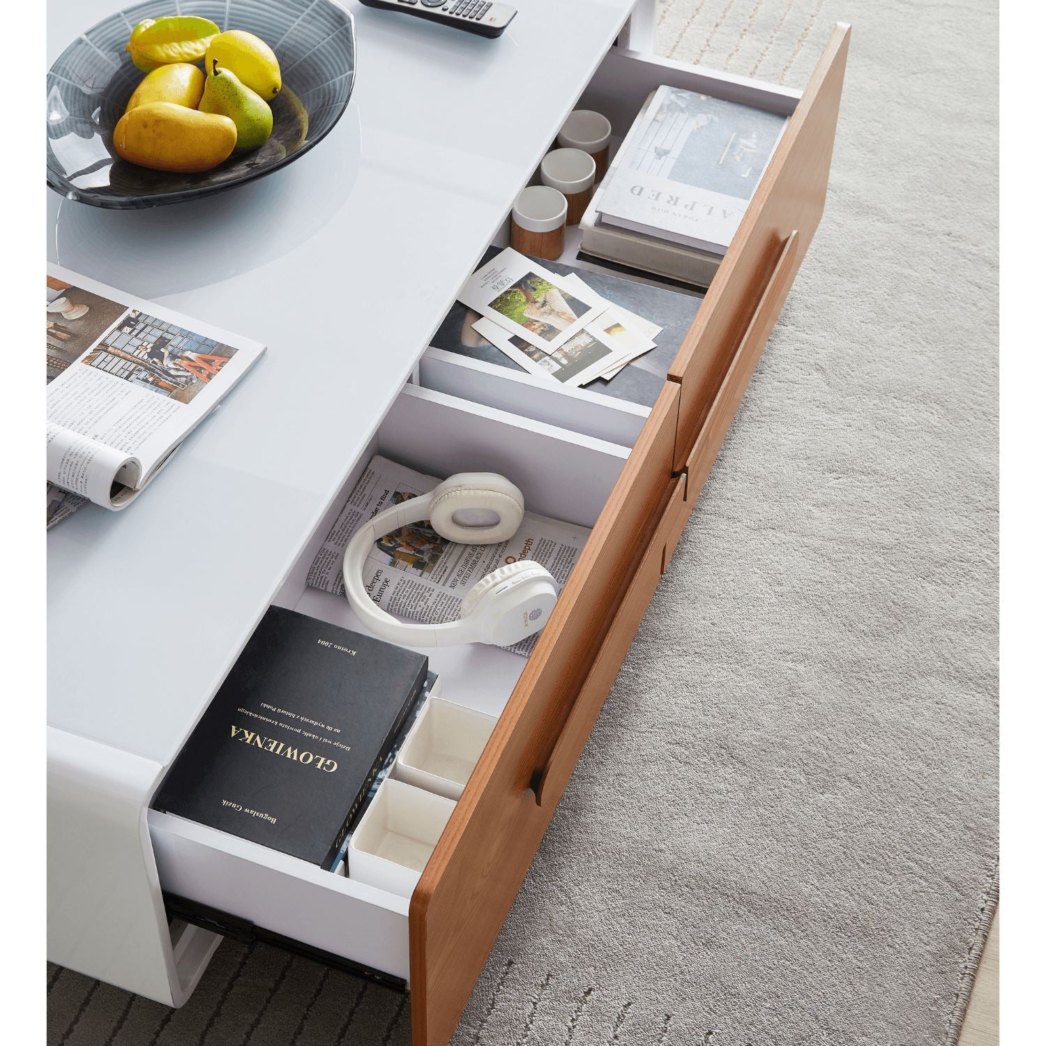 Lorean Living Room Set - Valyou