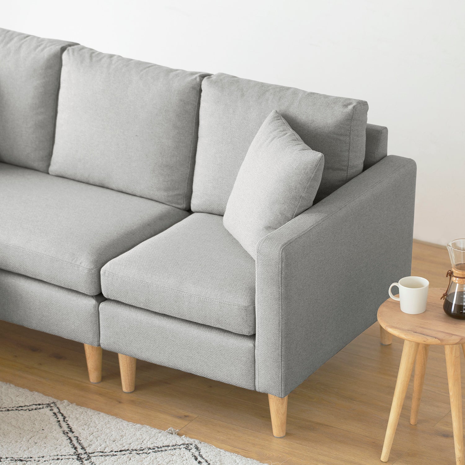 Valolam Compact Sectional