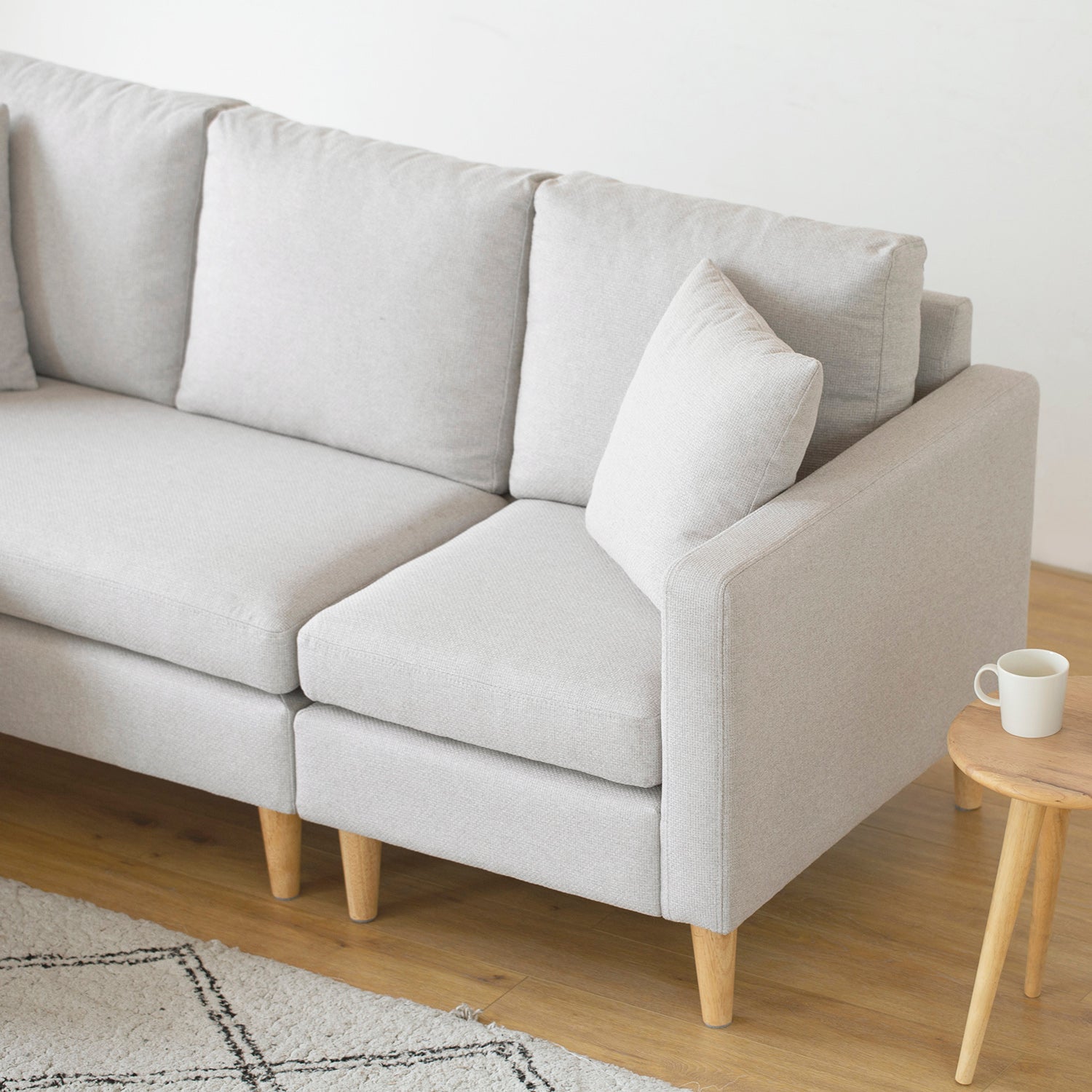 Valolam Compact Sectional